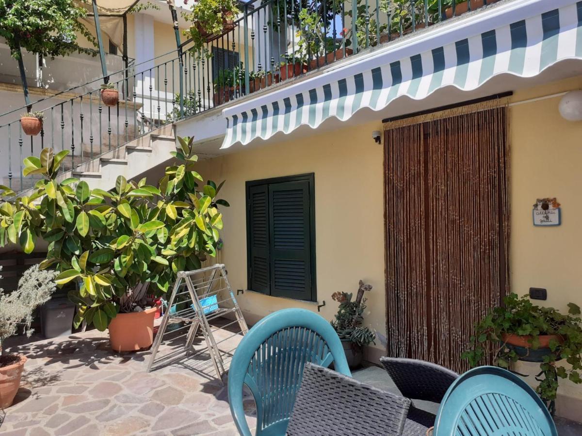 Casa Conte Bed and Breakfast Terracina Eksteriør billede